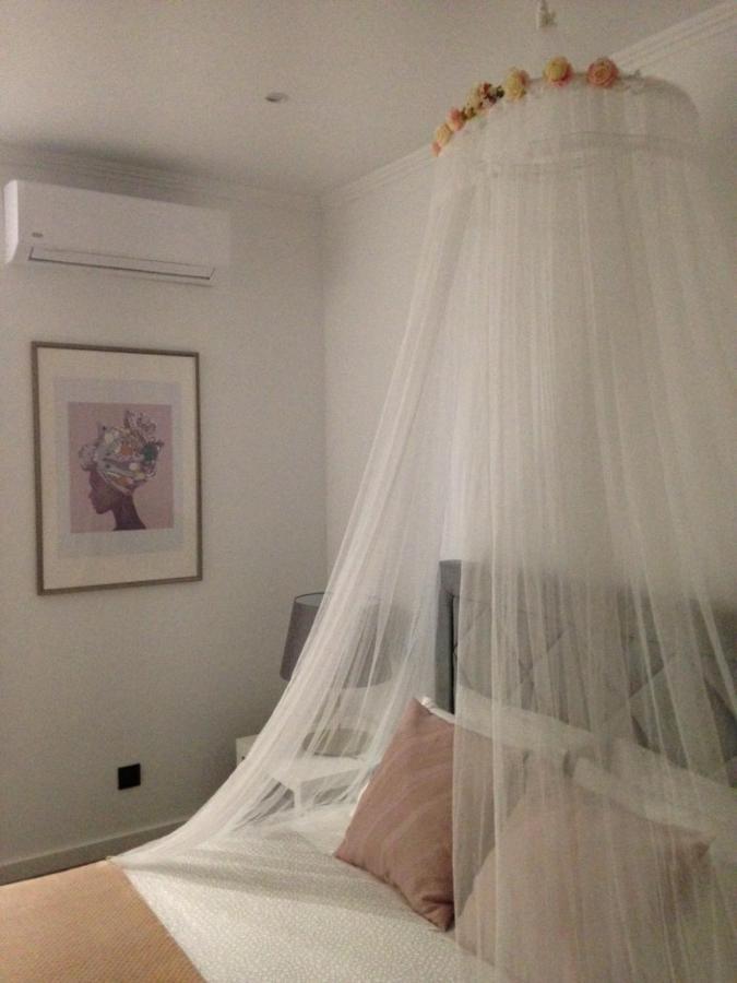 Largo Da Rainha, Guesthouse Merceana Luaran gambar