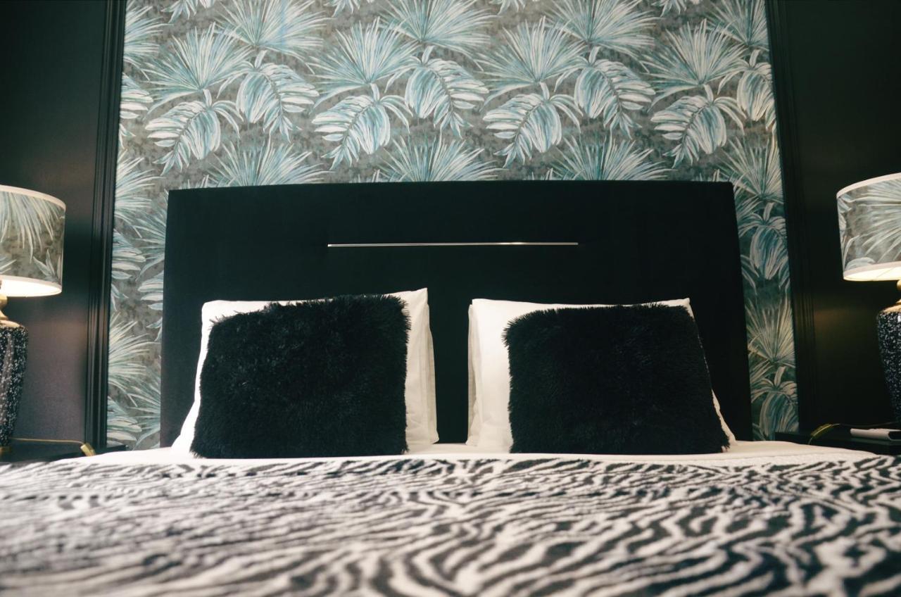Largo Da Rainha, Guesthouse Merceana Luaran gambar