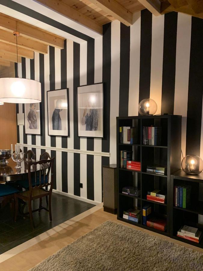 Largo Da Rainha, Guesthouse Merceana Luaran gambar