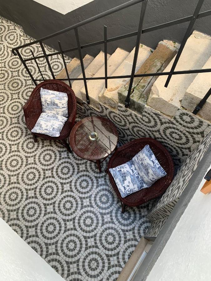 Largo Da Rainha, Guesthouse Merceana Luaran gambar