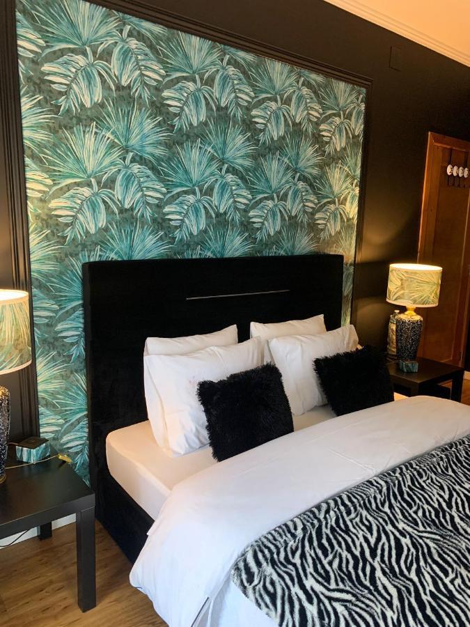 Largo Da Rainha, Guesthouse Merceana Luaran gambar